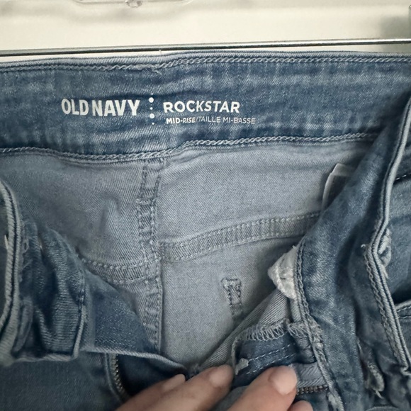 Mid-rise, medium wash jeans - Picture 2 of 6